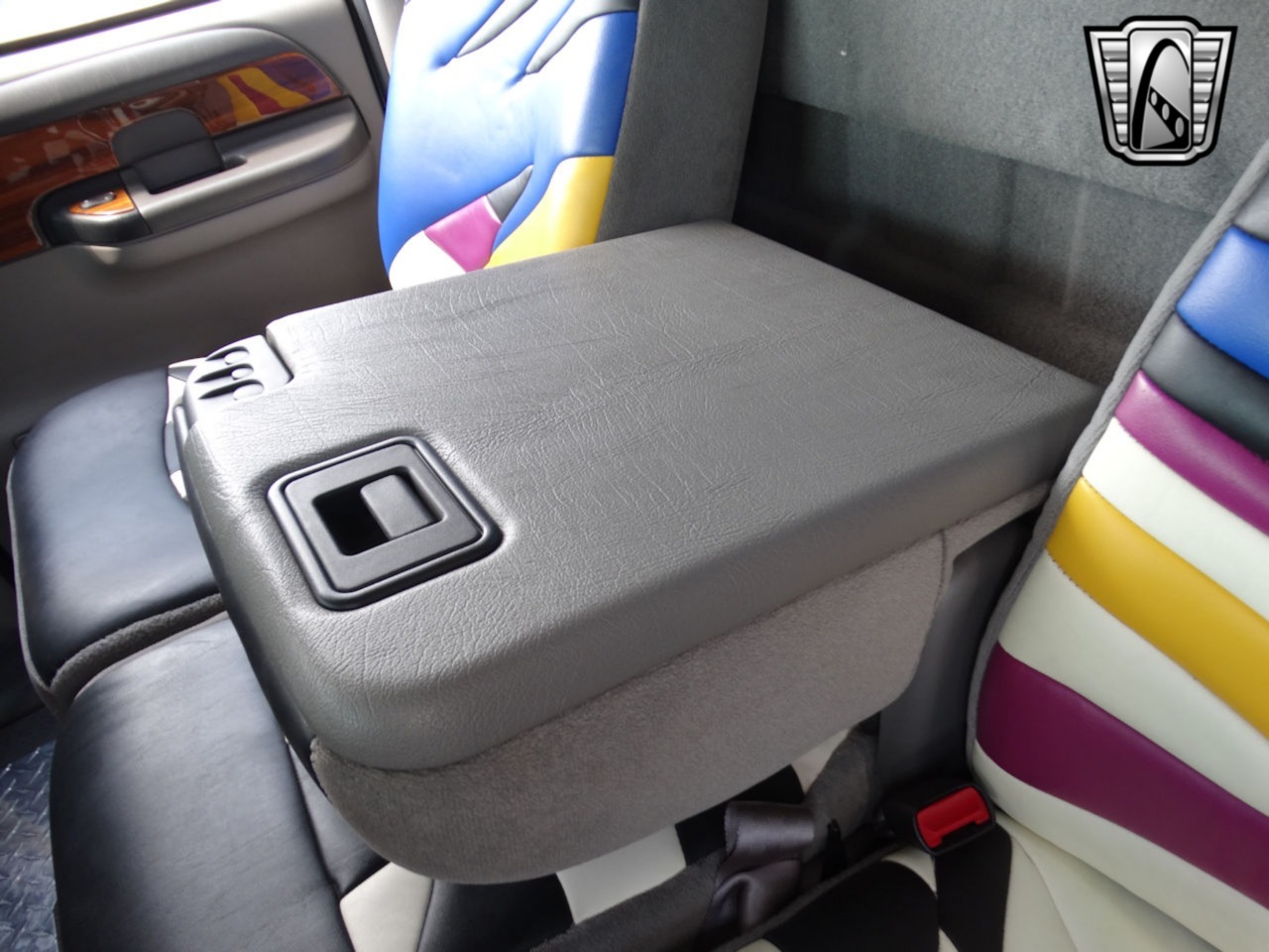 Custom 1999 Ford F-350 XLT