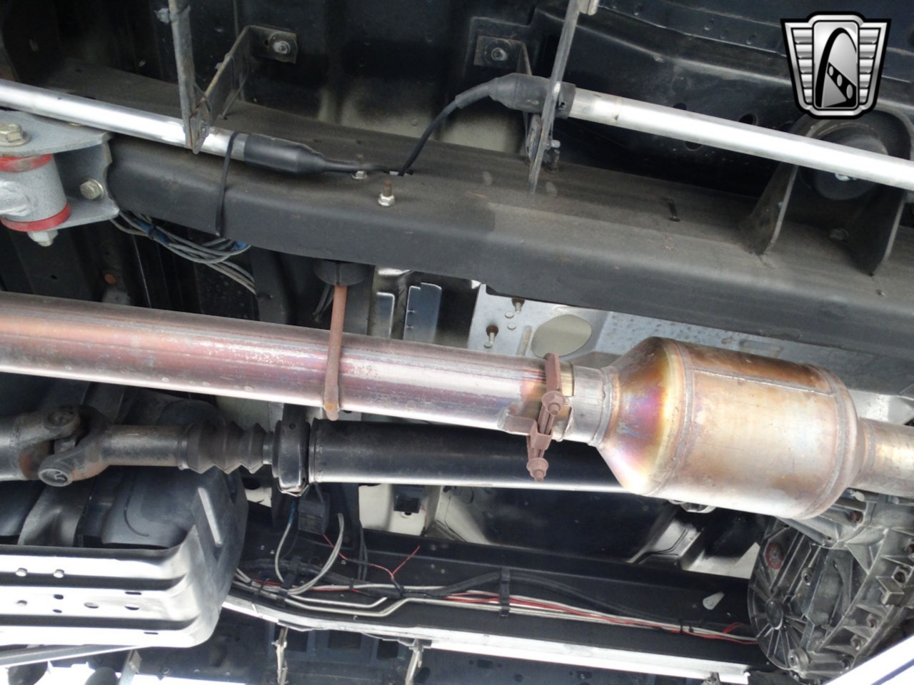 Custom 1999 Ford F-350 XLT