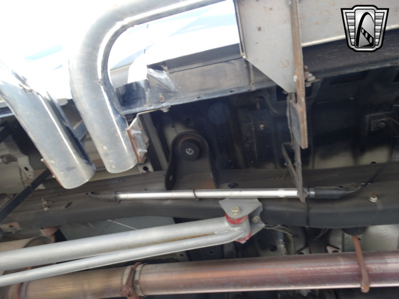 Custom 1999 Ford F-350 XLT