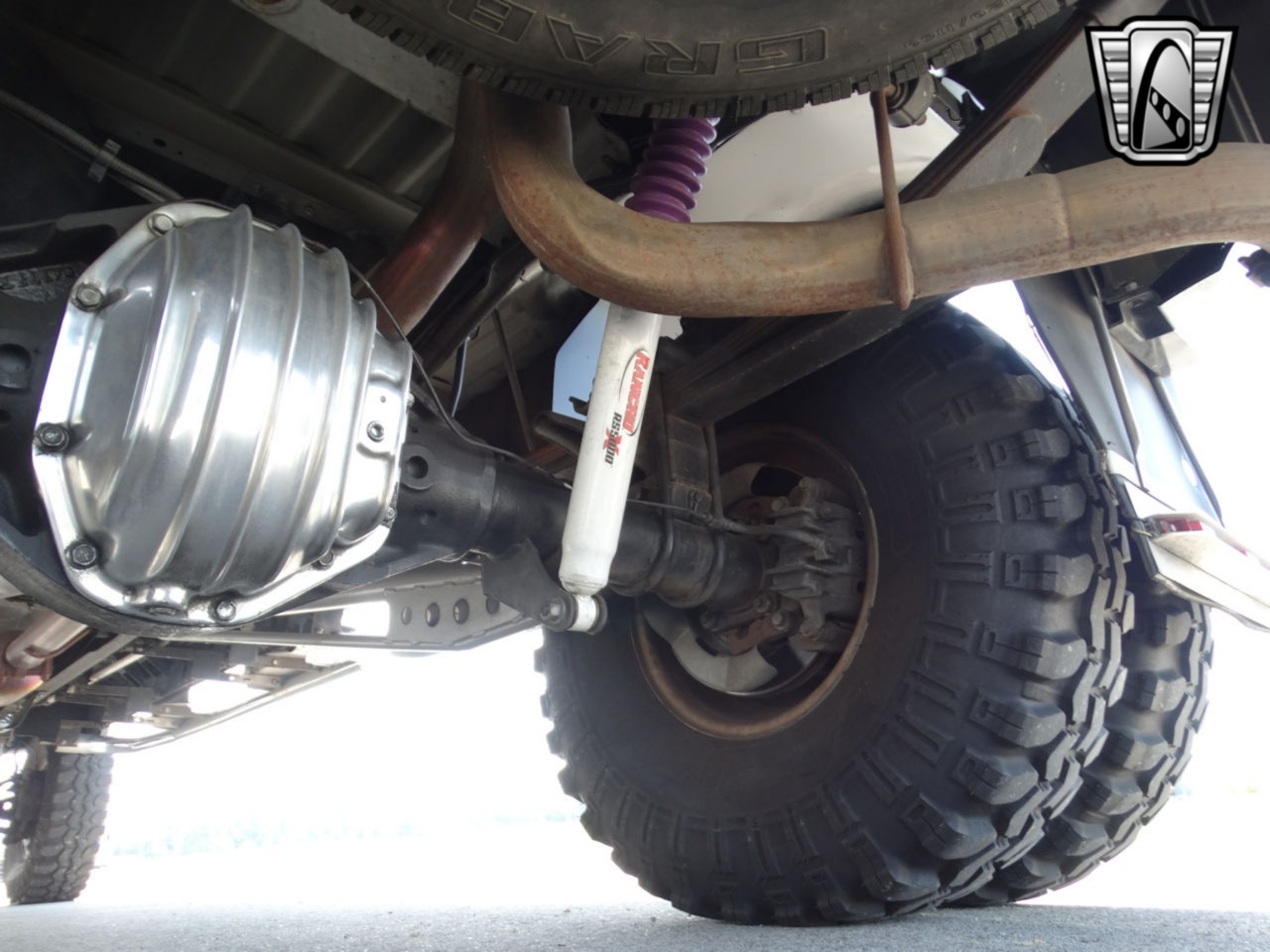 Custom 1999 Ford F-350 XLT