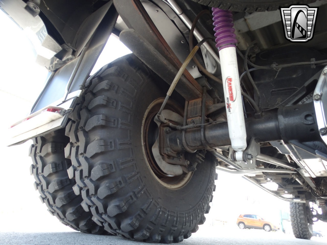 Custom 1999 Ford F-350 XLT