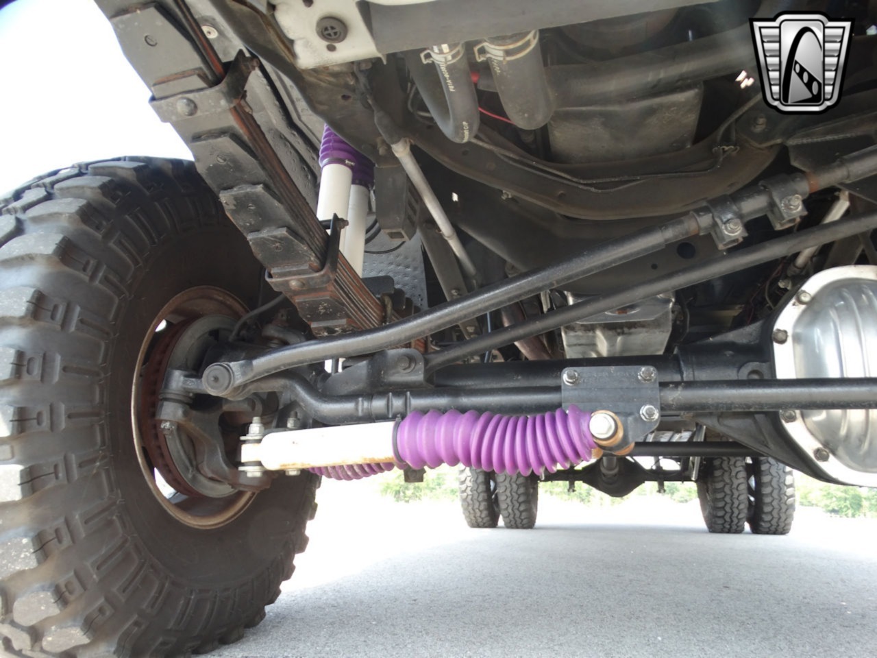 Custom 1999 Ford F-350 XLT