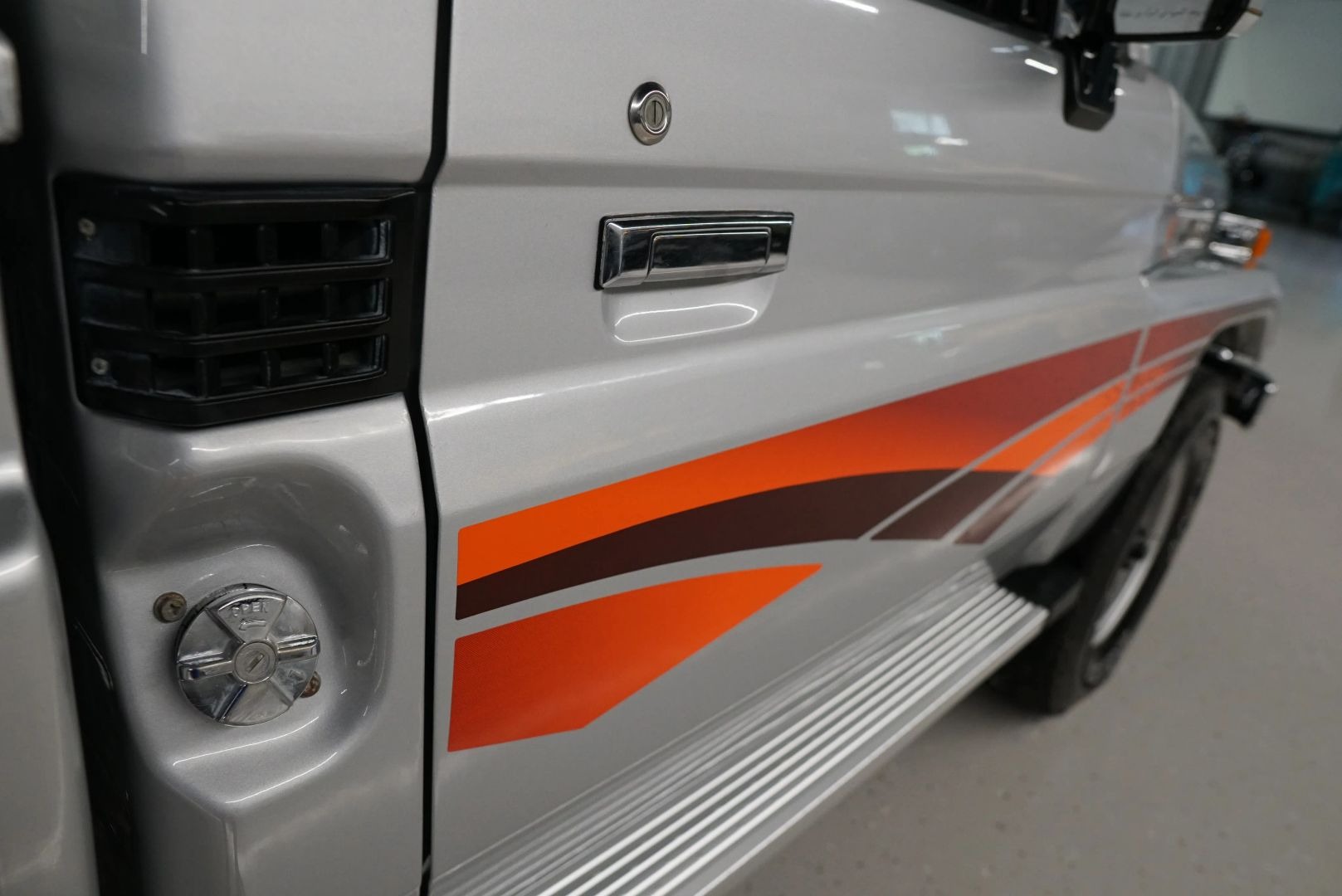 1994 Toyota Land Cruiser FJZ75 Pickup