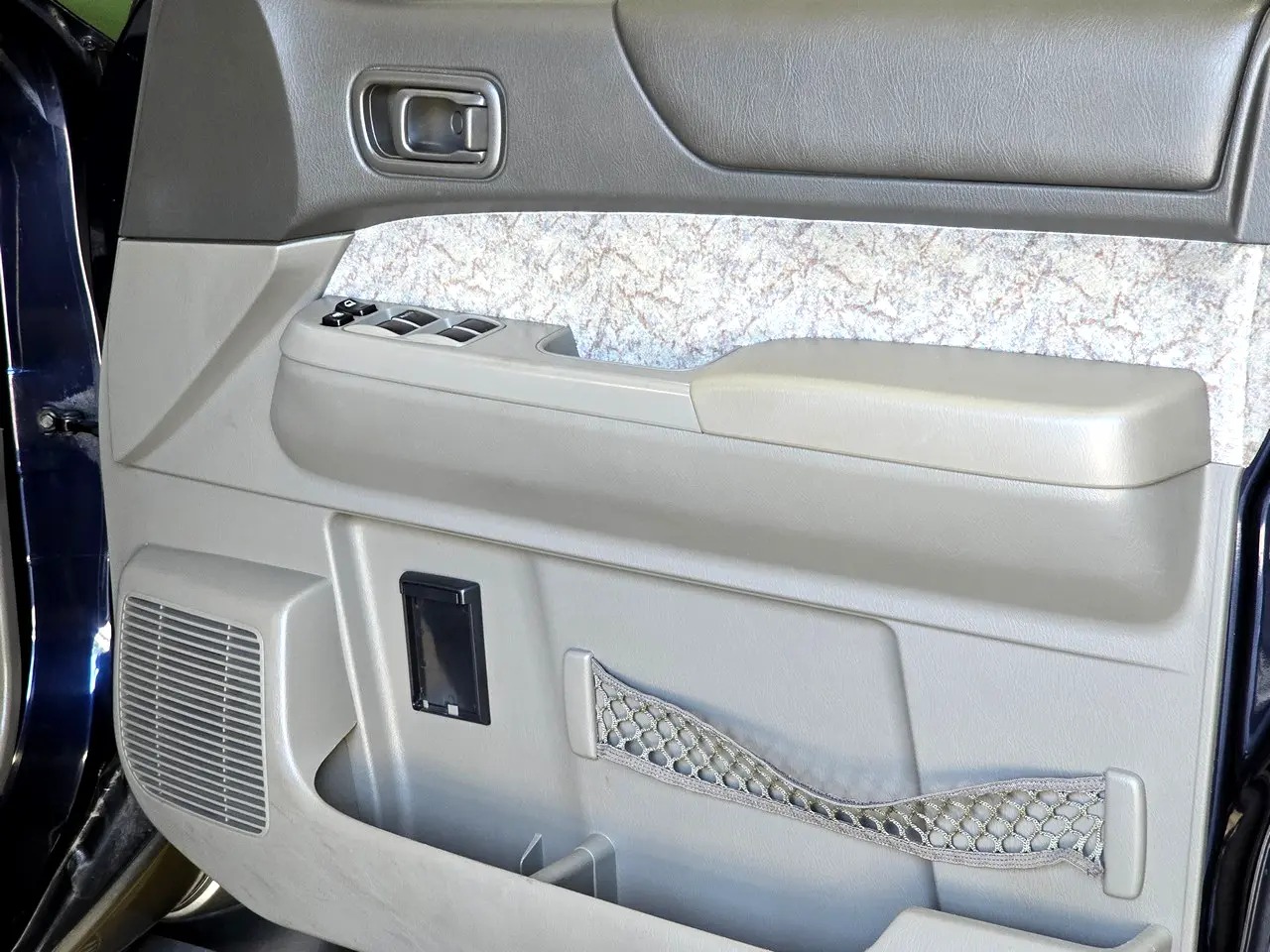 1998 Nissan Safari Gran Road