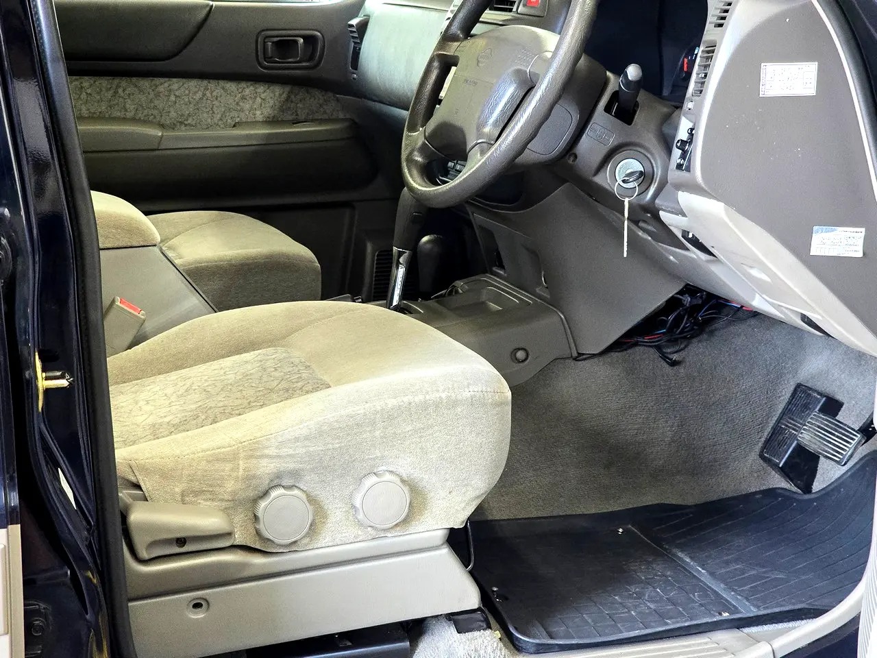 1998 Nissan Safari Gran Road