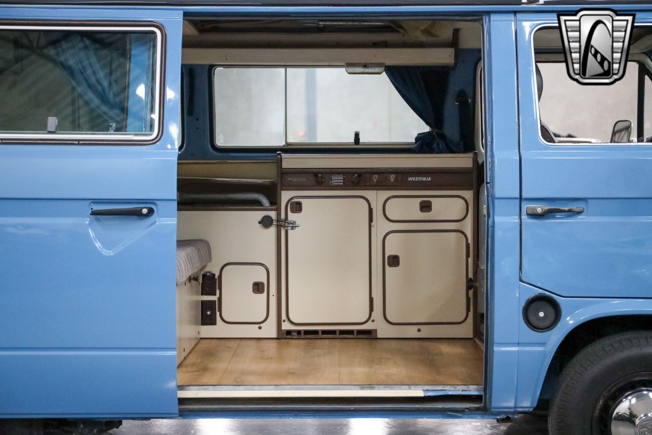 1982 Volkswagen Vanagon Westfalia - 3