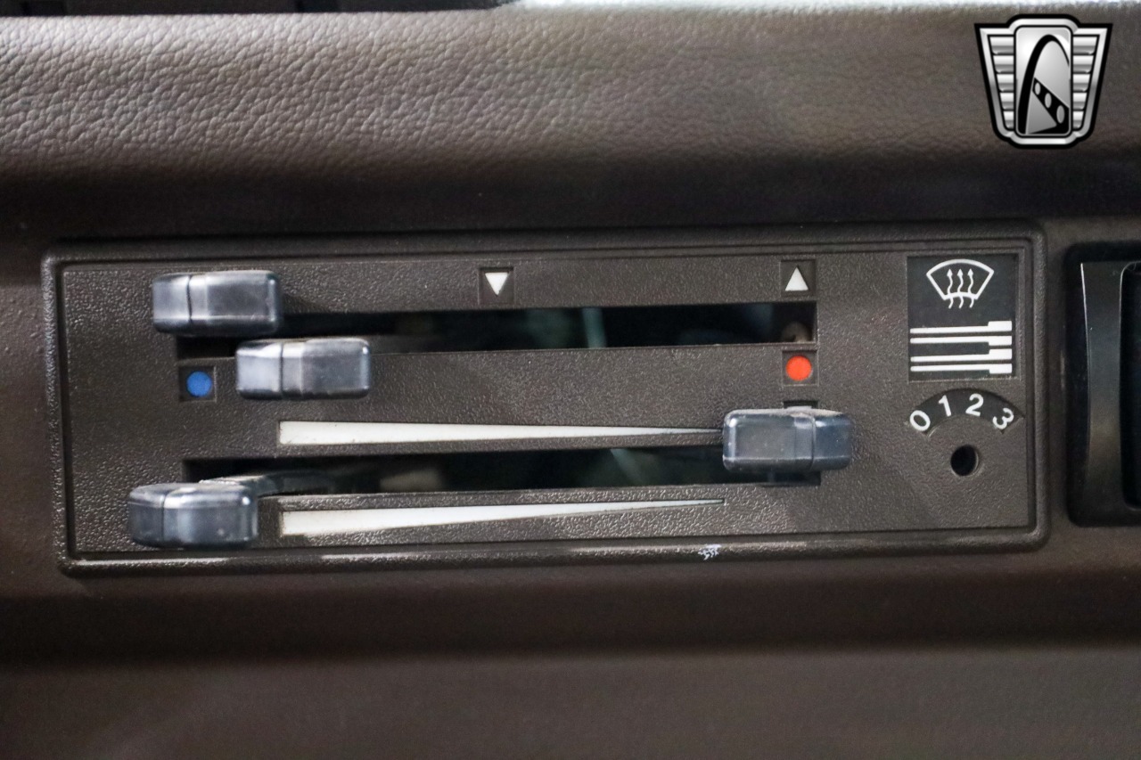 1982 Volkswagen Vanagon Westfalia