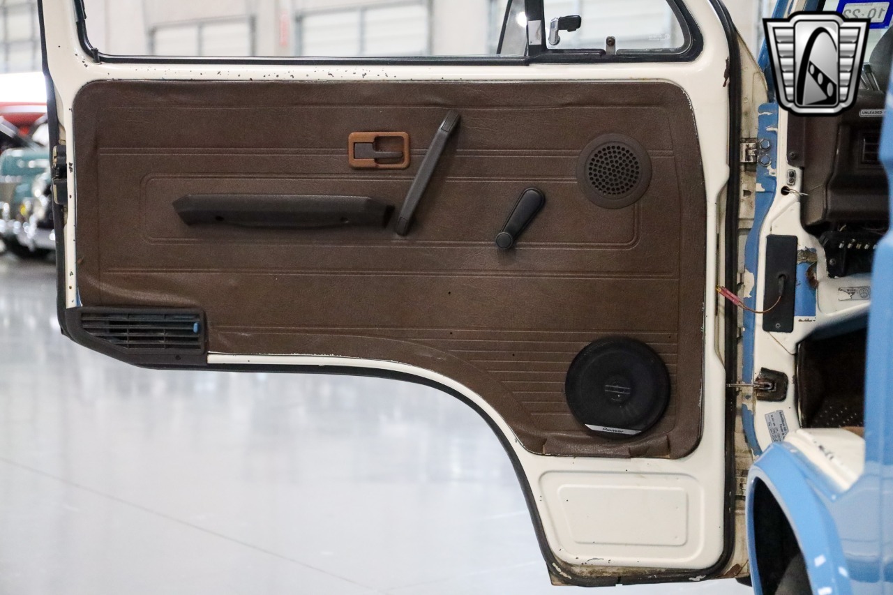 1982 Volkswagen Vanagon Westfalia