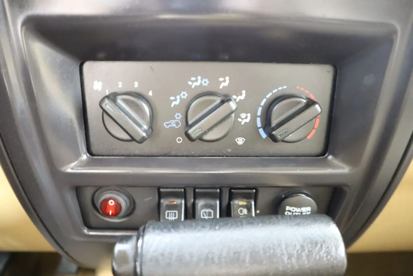 1998 Jeep Cherokee Sport