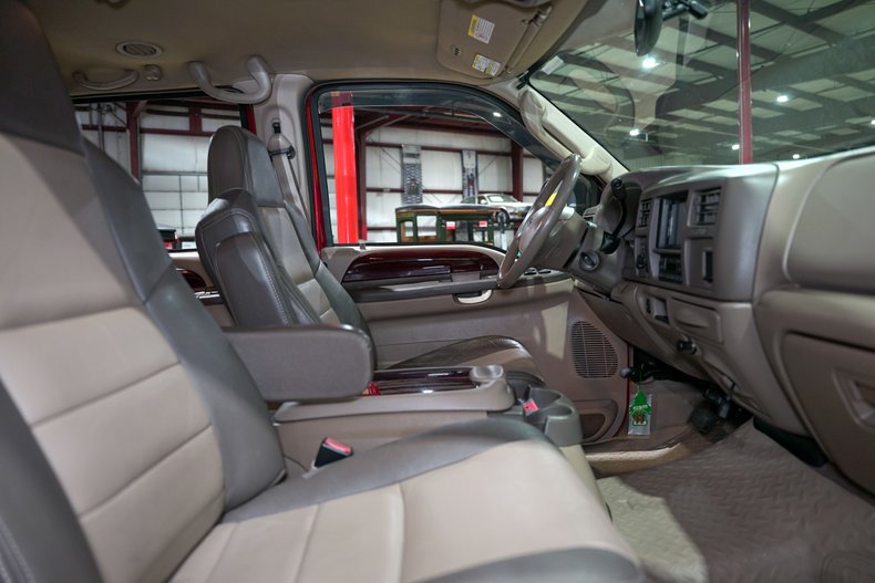 2004 Ford Excursion Eddie Bauer