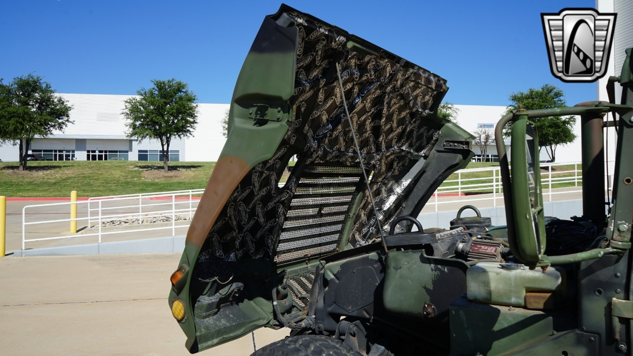 1991 AM General Humvee M1123