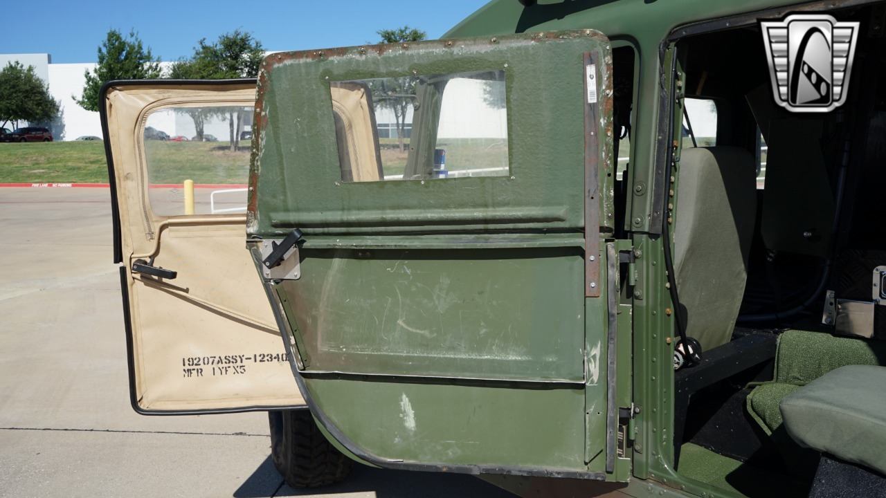 1991 AM General Humvee M1123