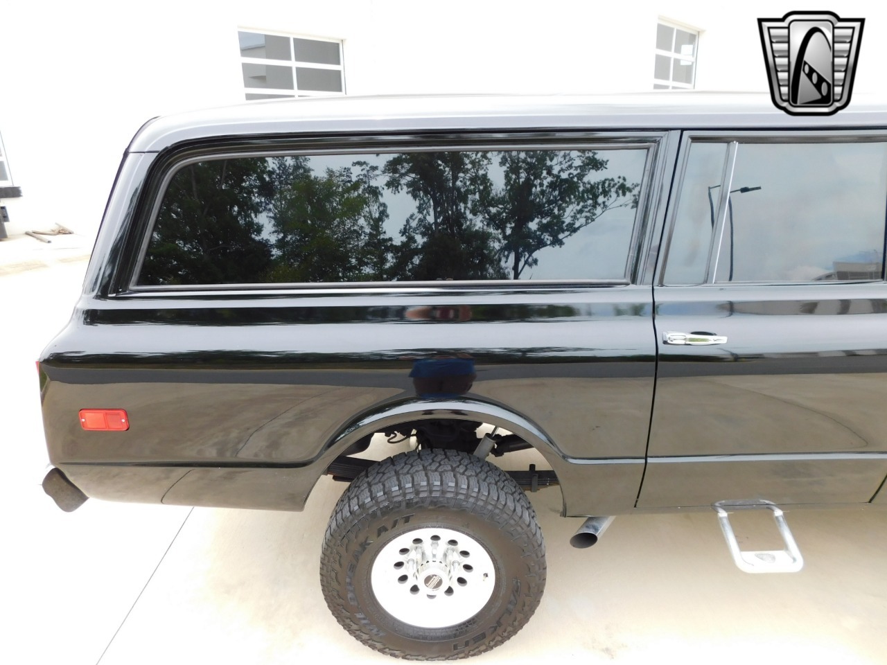 1972 GMC Suburban Restomod