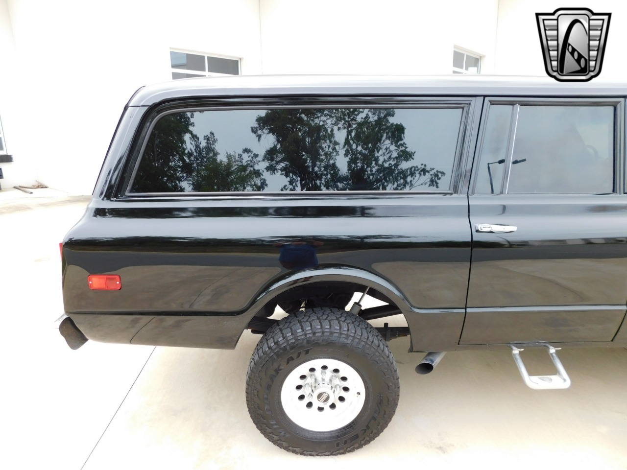 1972 GMC Suburban Restomod