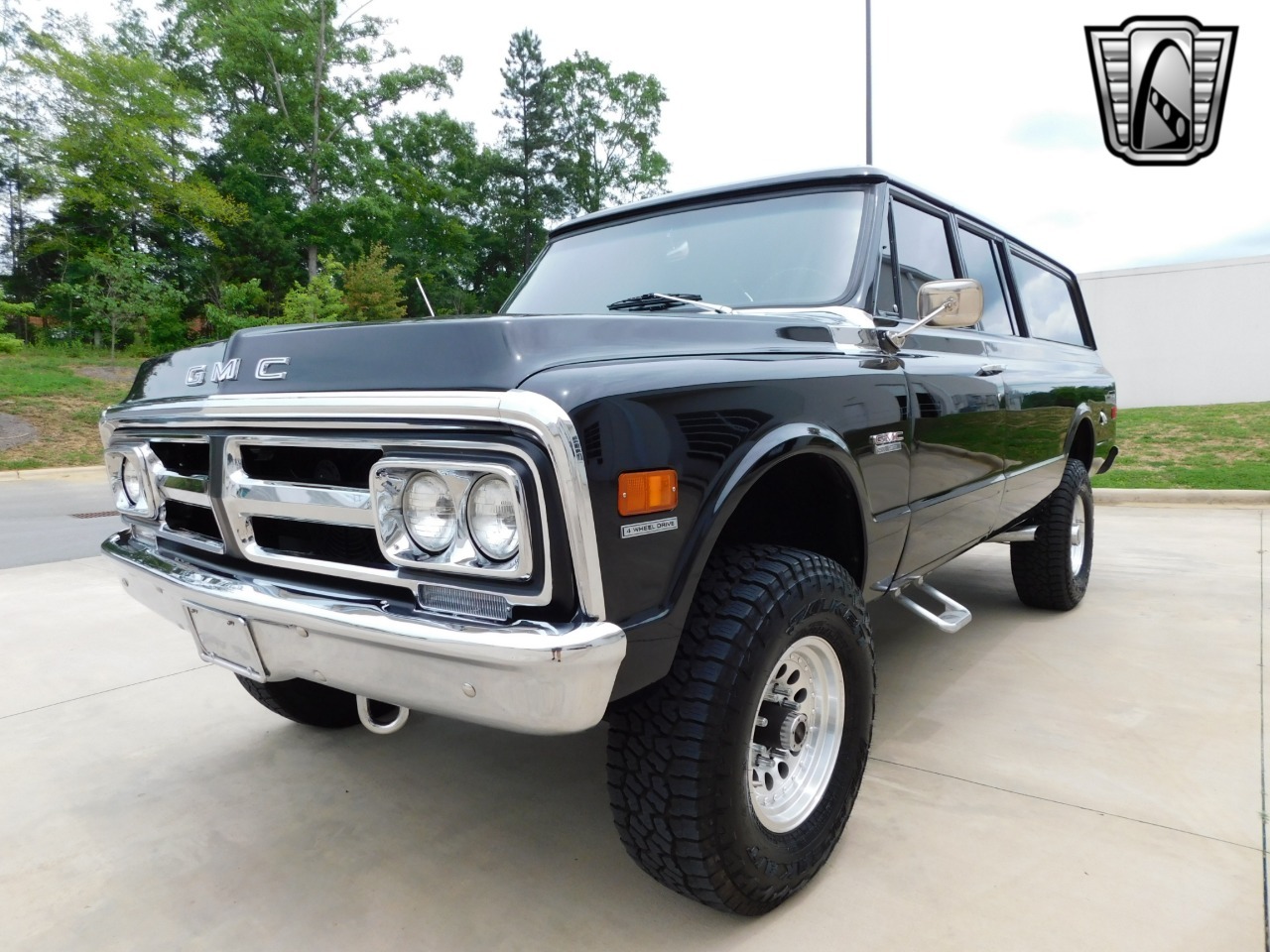 1972 GMC Suburban Restomod