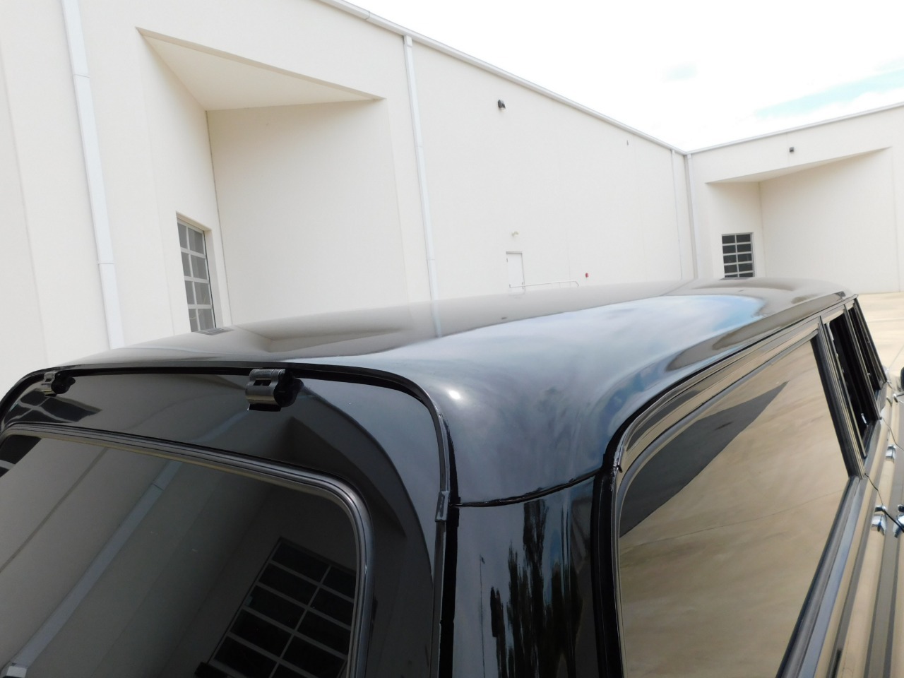 1972 GMC Suburban Restomod