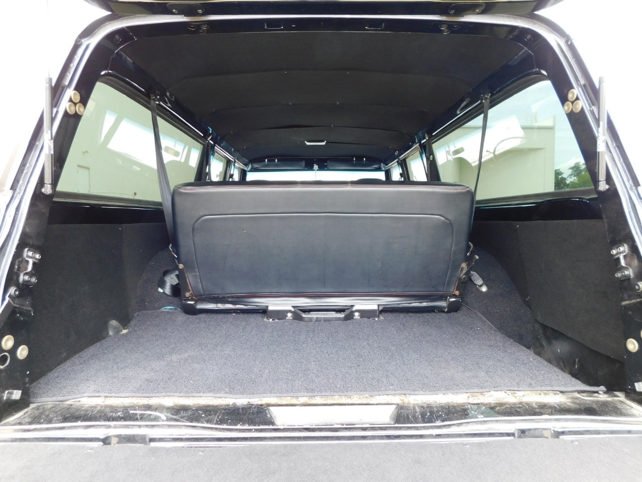 1972 GMC Suburban Restomod