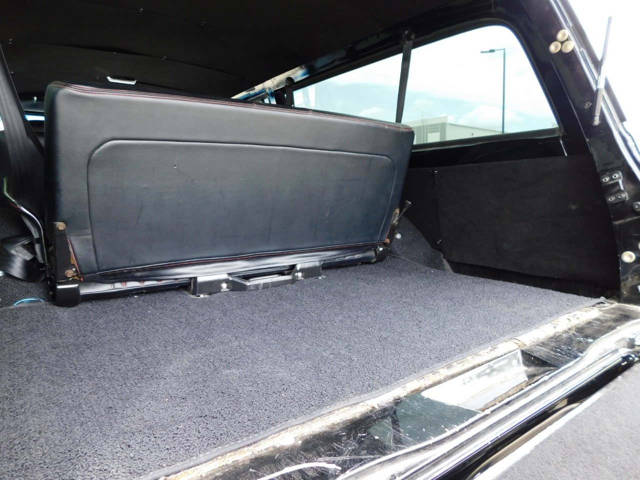 1972 GMC Suburban Restomod