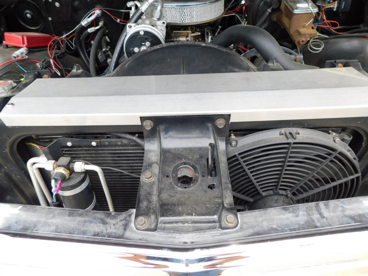 1972 GMC Suburban Restomod