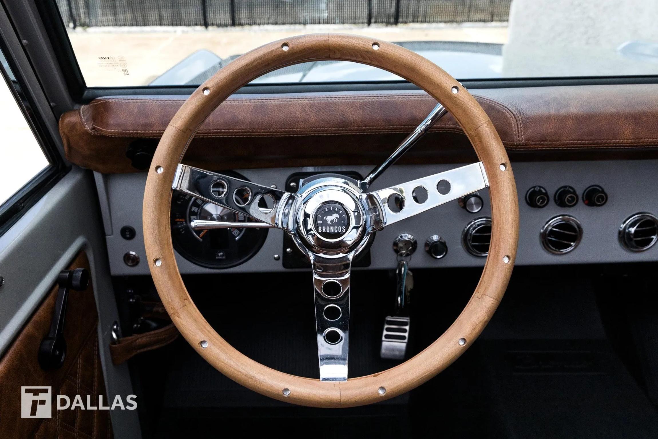 4-Door 1974 Ford Bronco