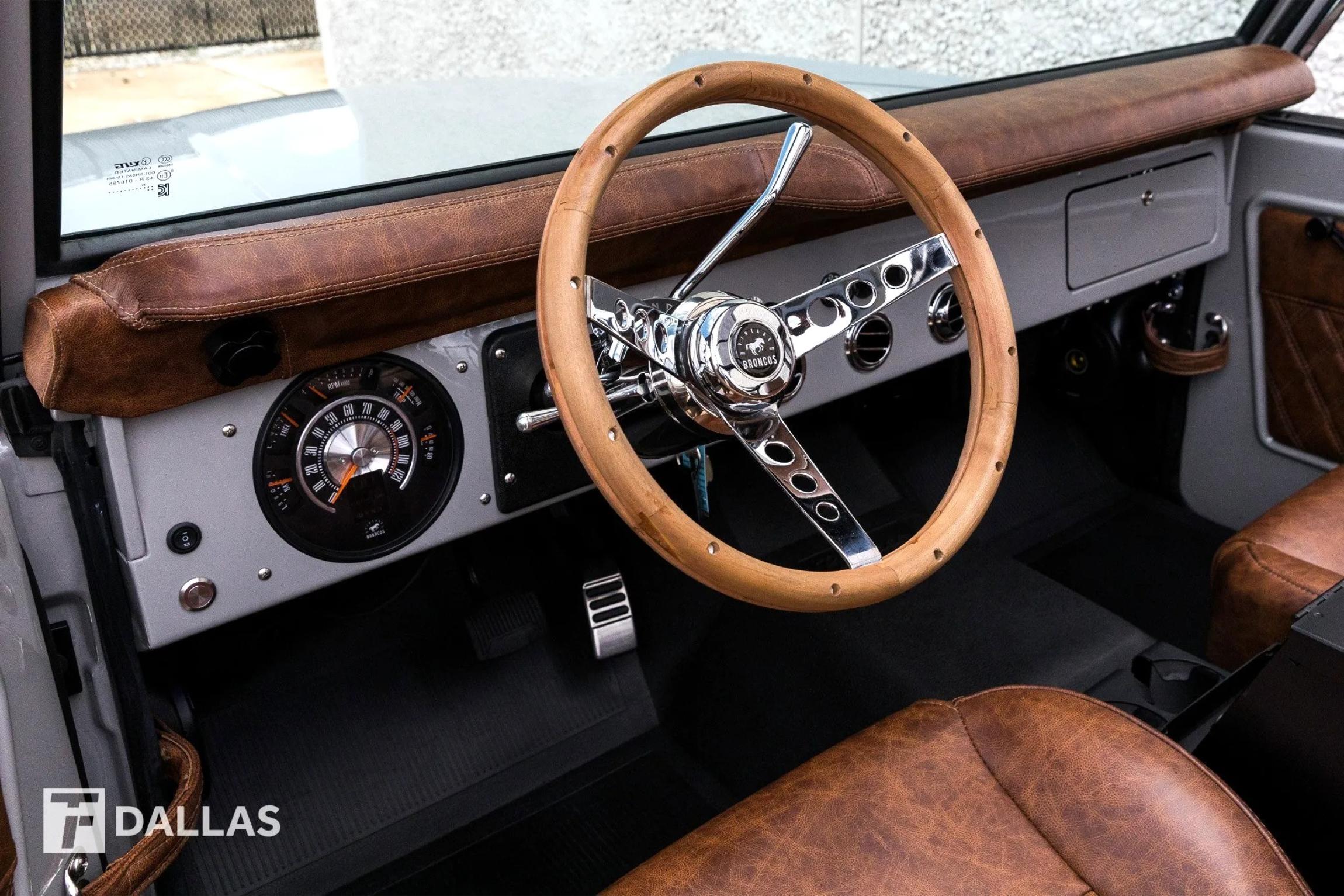 4-Door 1974 Ford Bronco