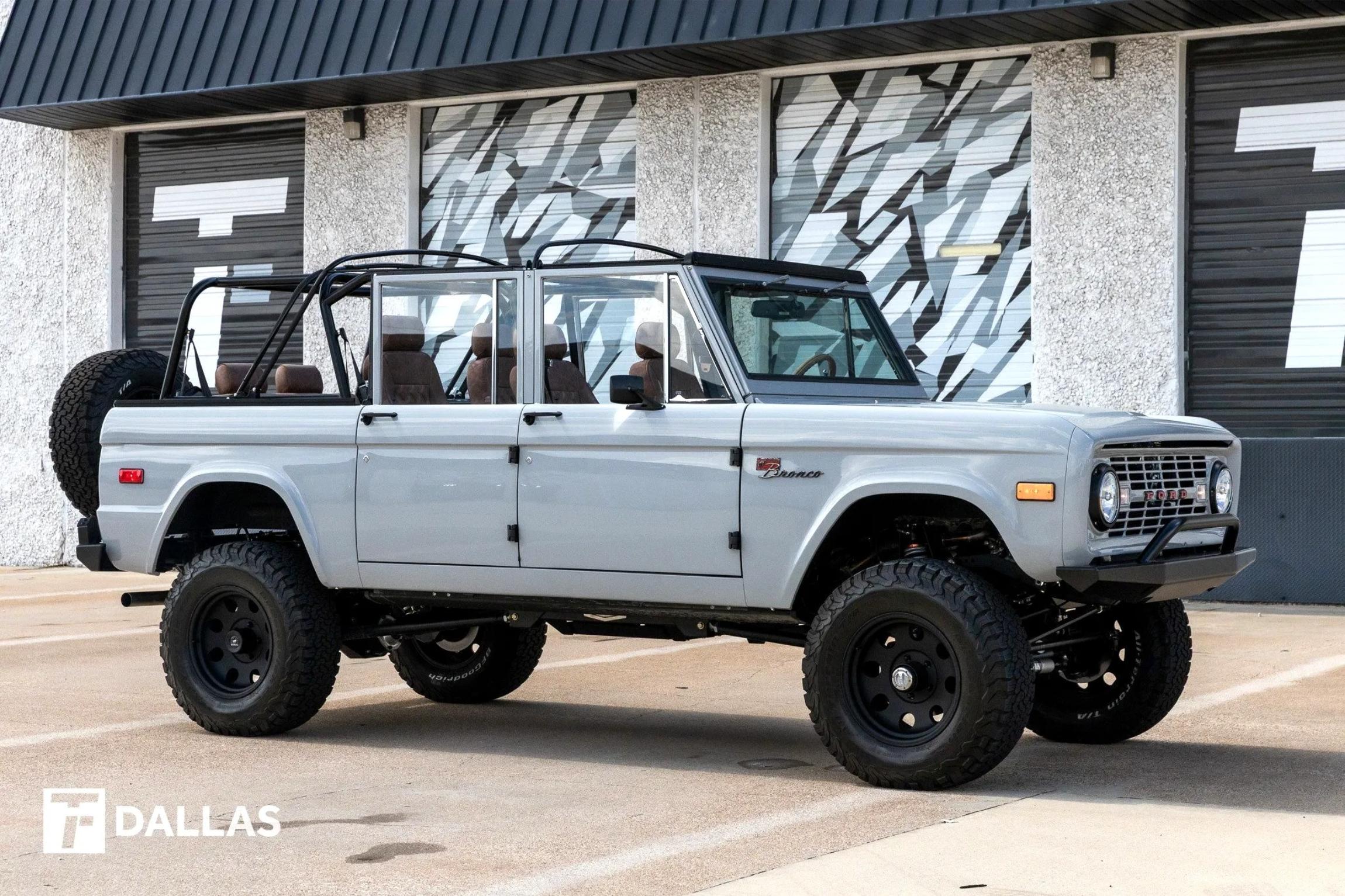 4-Door 1974 Ford Bronco