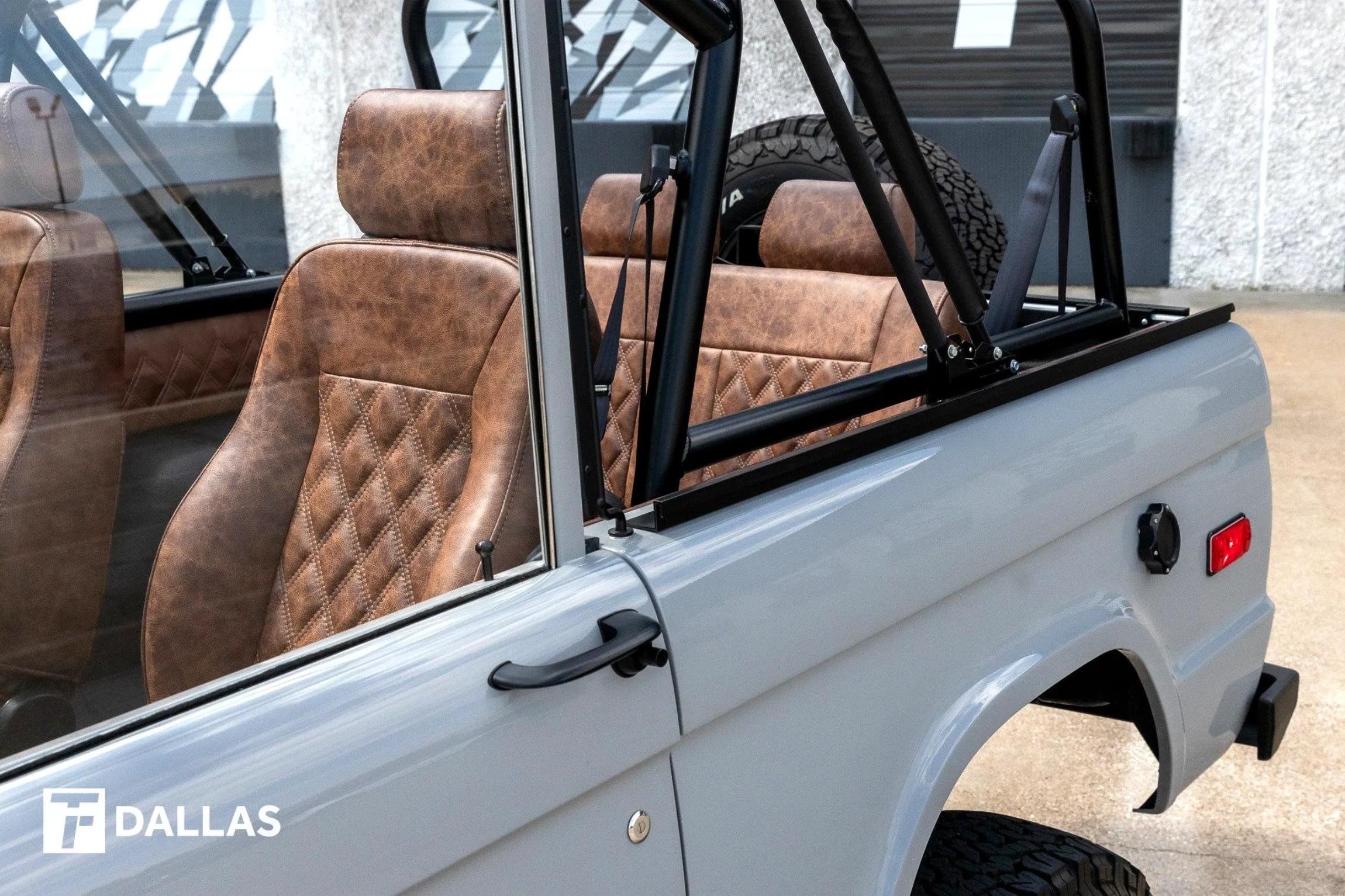 4-Door 1974 Ford Bronco