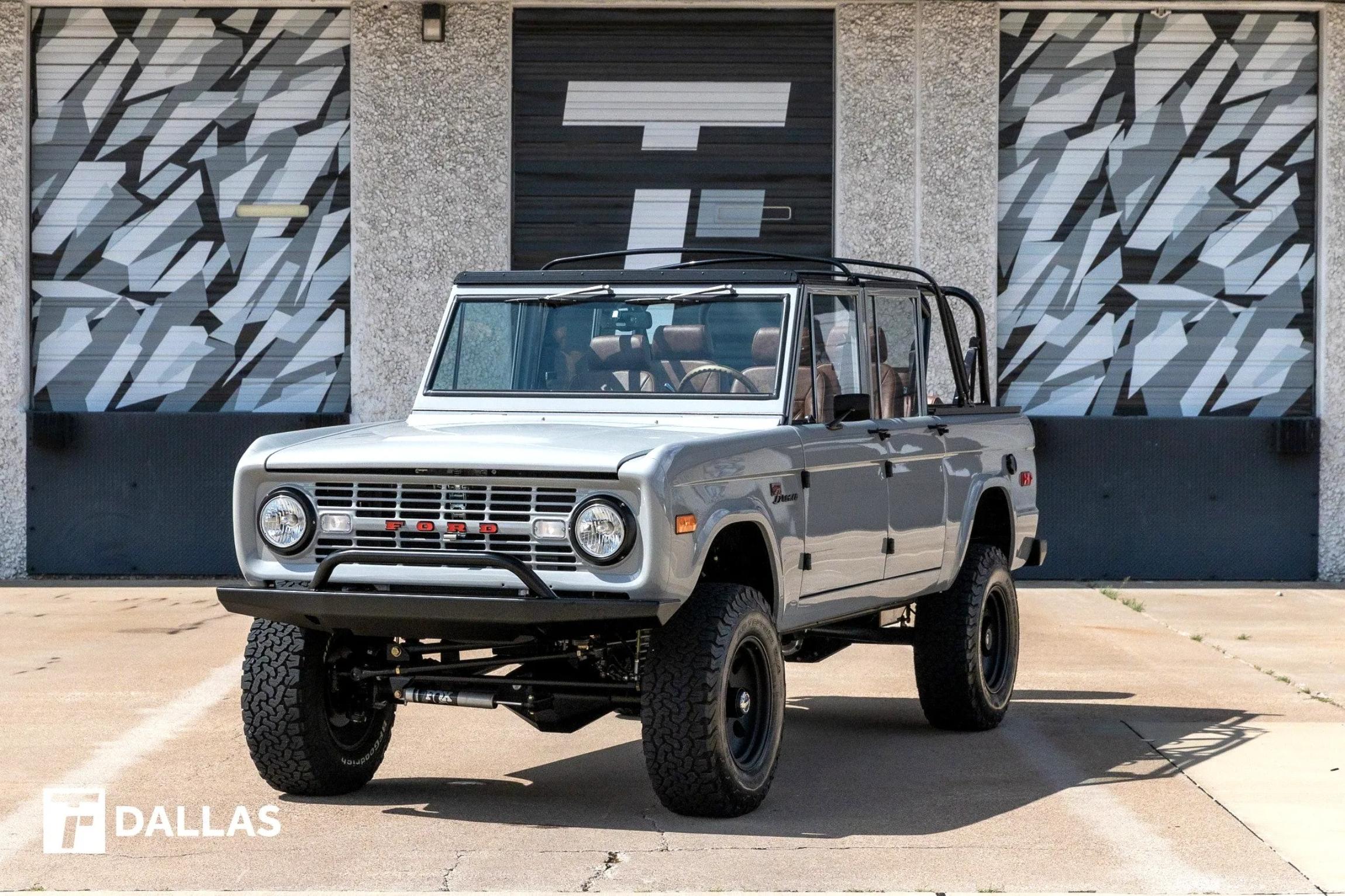 4-Door 1974 Ford Bronco