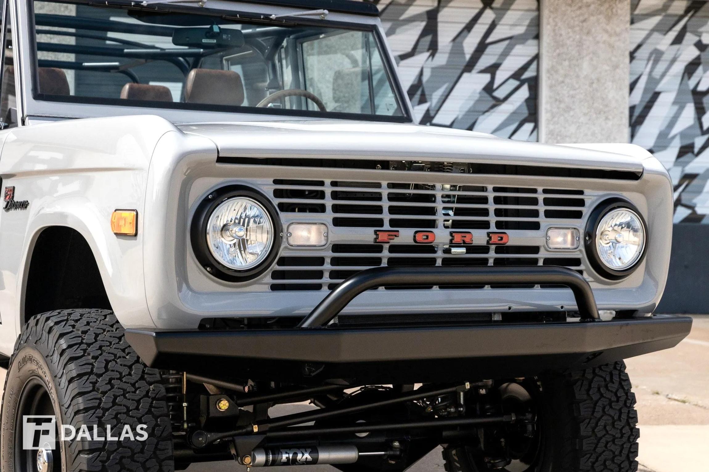 4-Door 1974 Ford Bronco