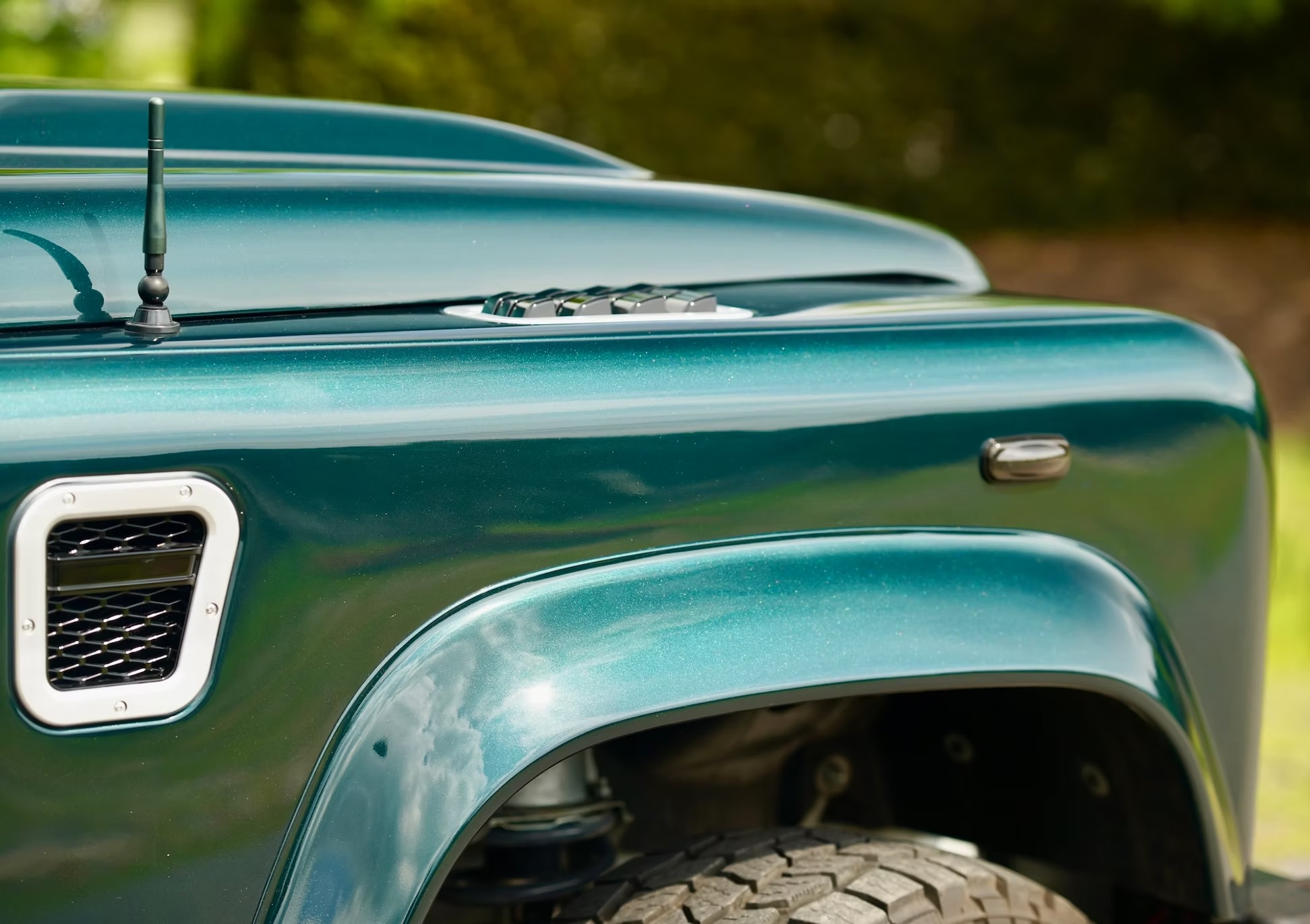 1993 Land Rover Defender 110 Station Wagon - 5