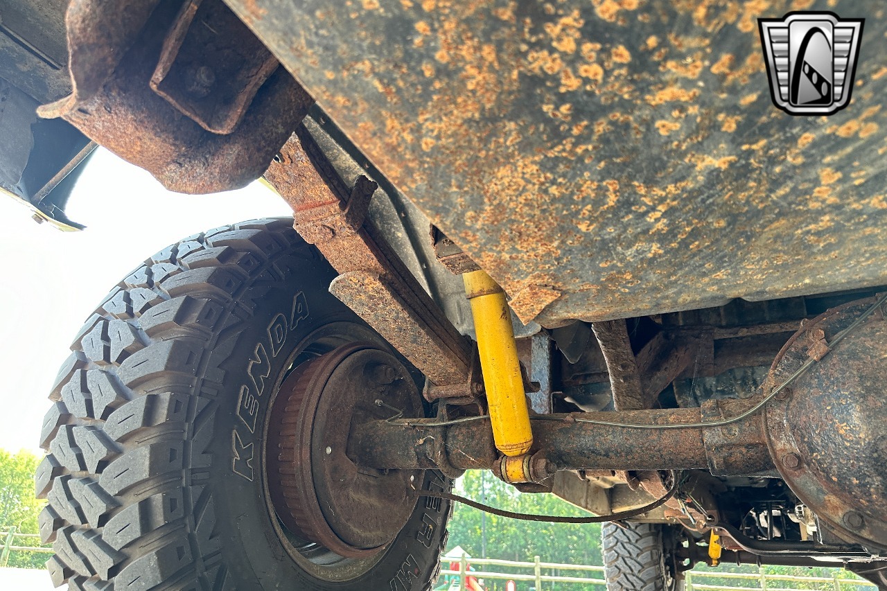 1984 Chevrolet K5 Military Blazer