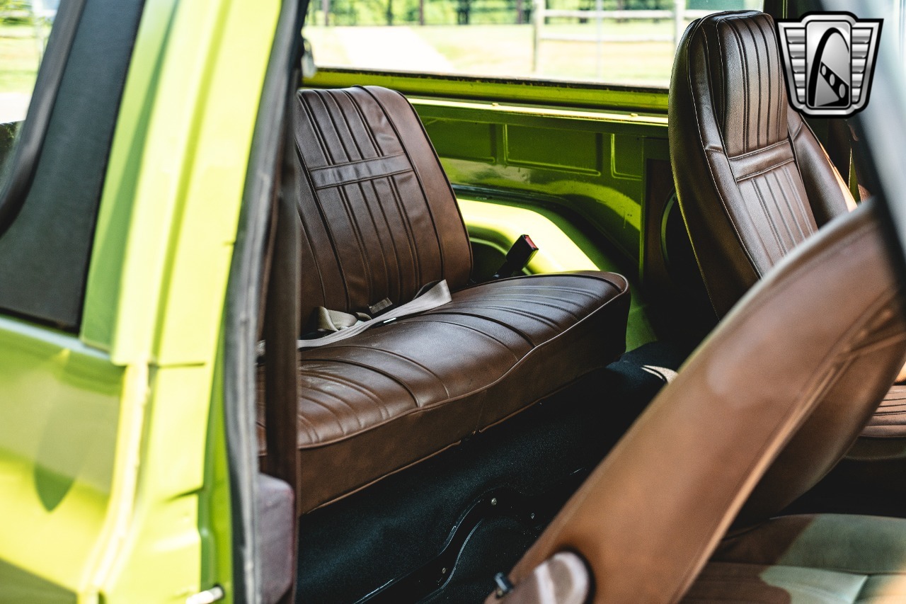 1984 Chevrolet K5 Military Blazer