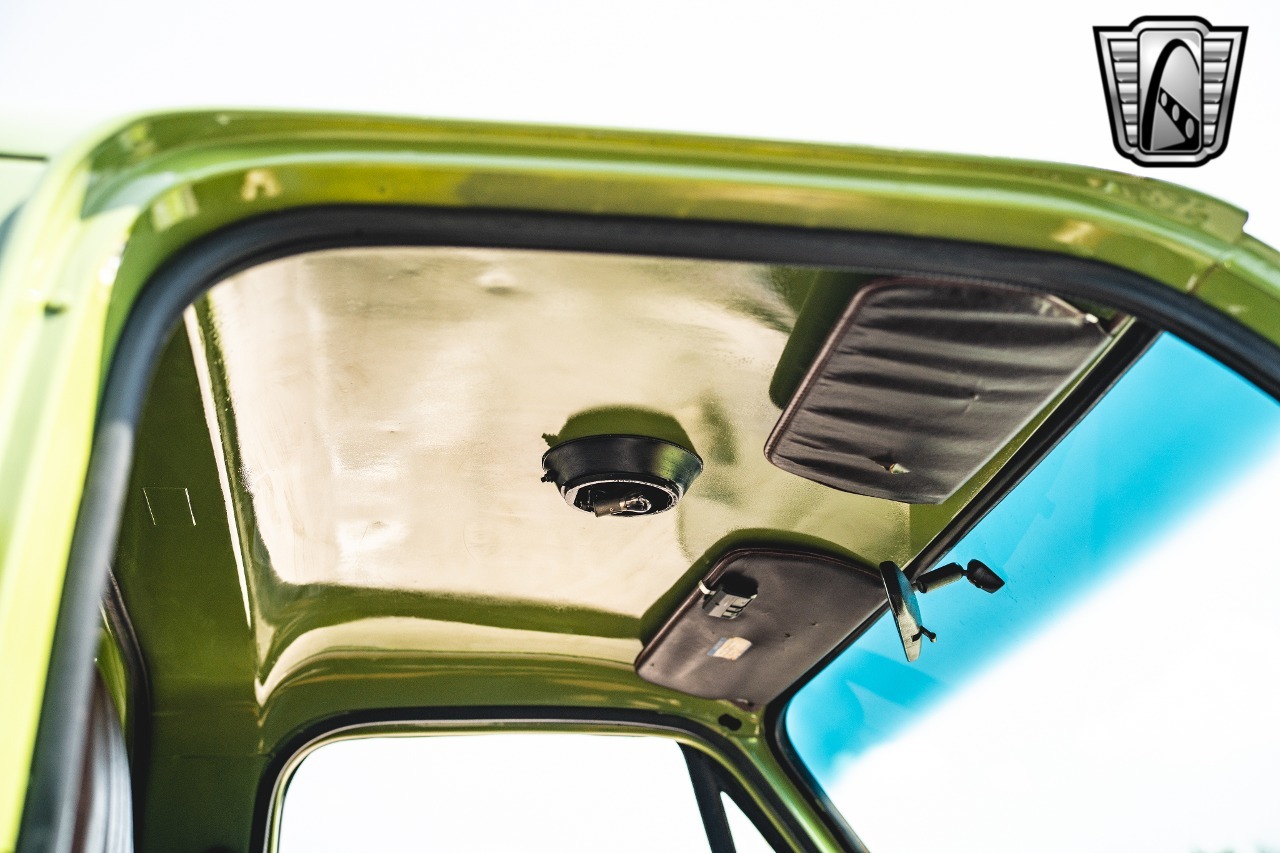 1984 Chevrolet K5 Military Blazer