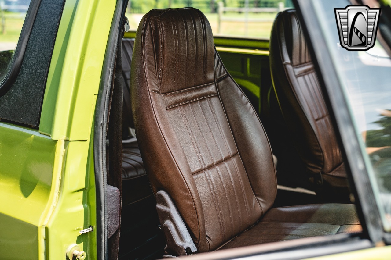 1984 Chevrolet K5 Military Blazer