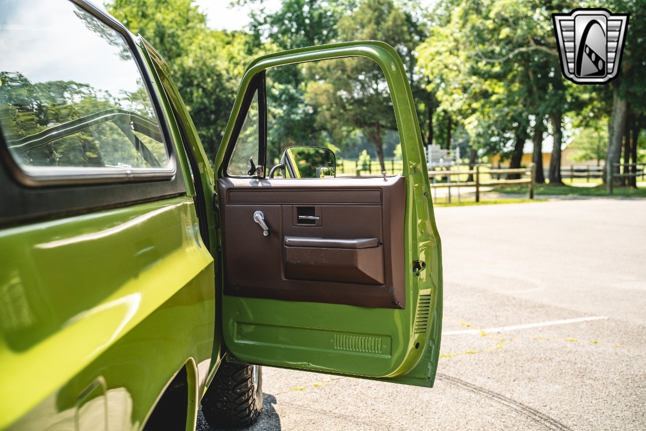 1984 Chevrolet K5 Military Blazer