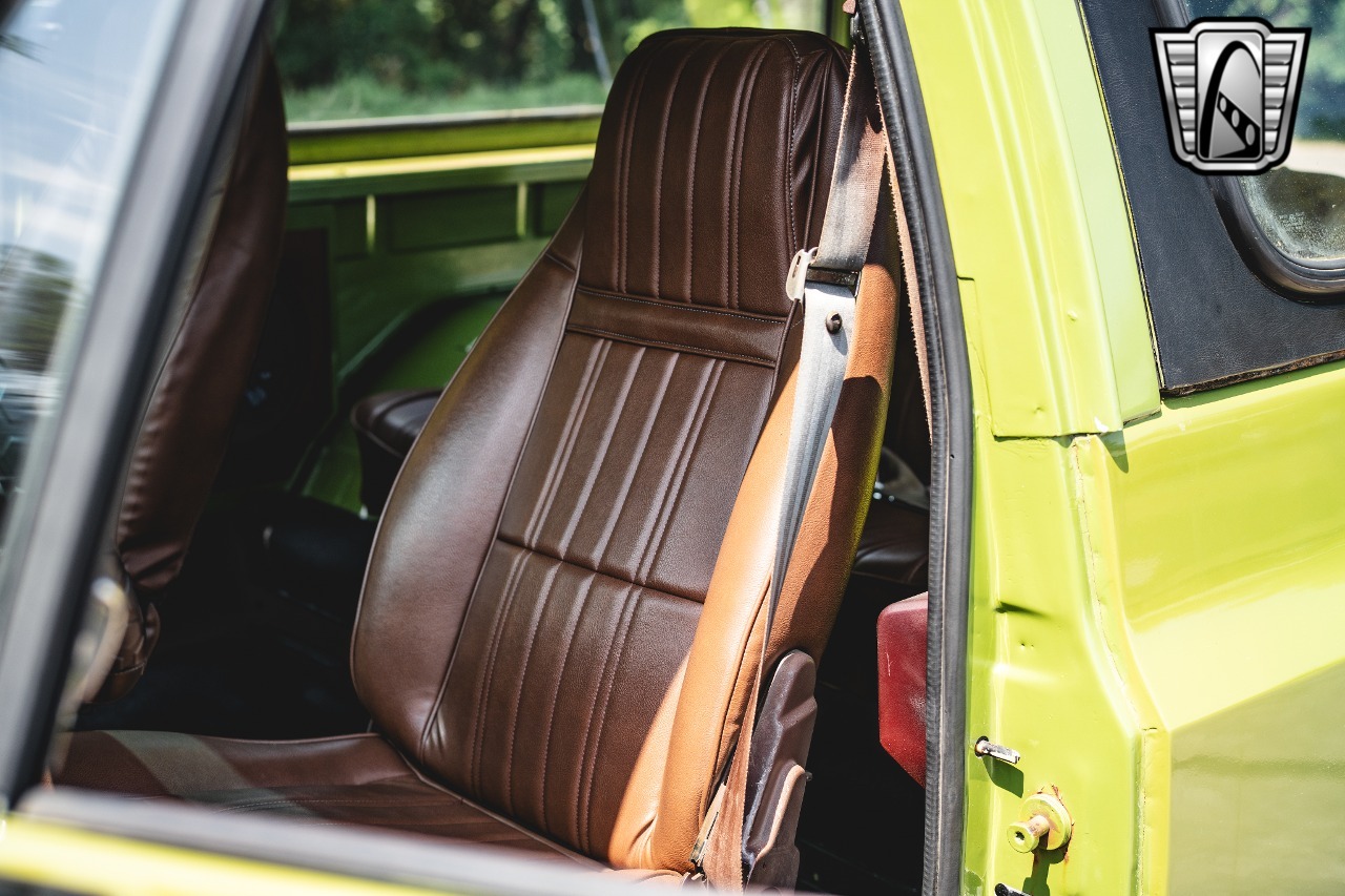 1984 Chevrolet K5 Military Blazer