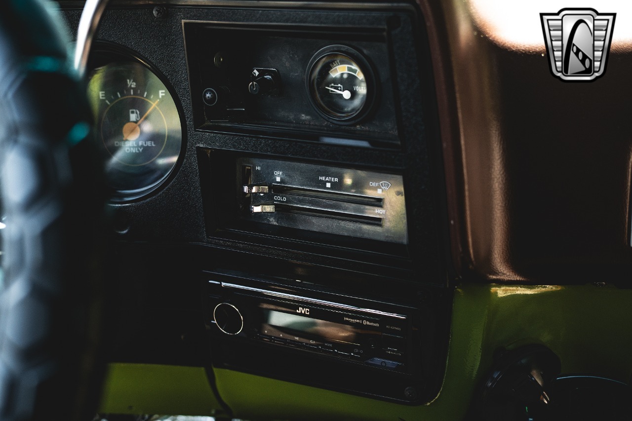 1984 Chevrolet K5 Military Blazer