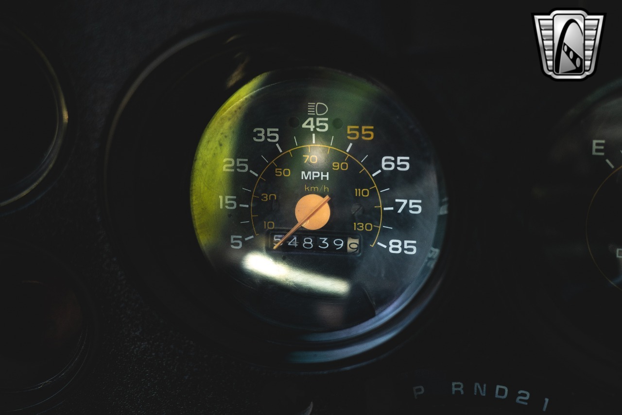 1984 Chevrolet K5 Military Blazer