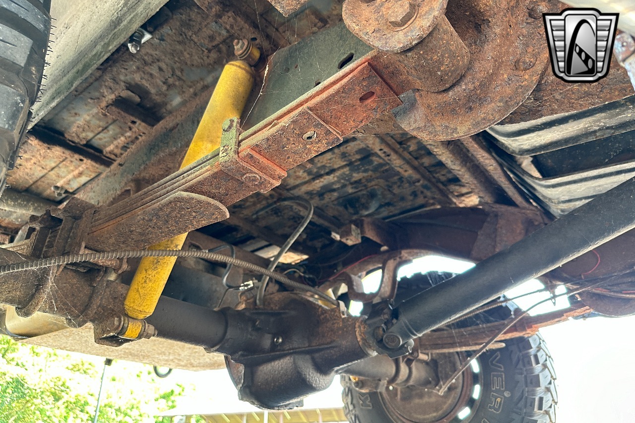 1984 Chevrolet K5 Military Blazer