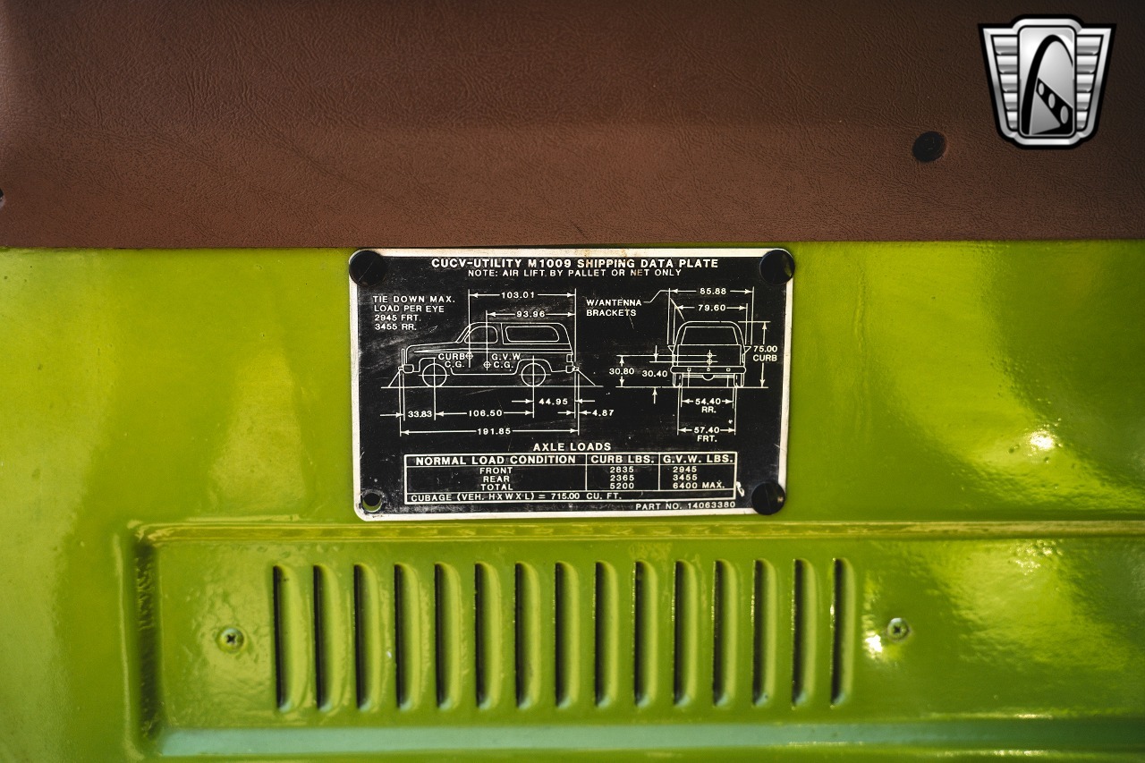 1984 Chevrolet K5 Military Blazer