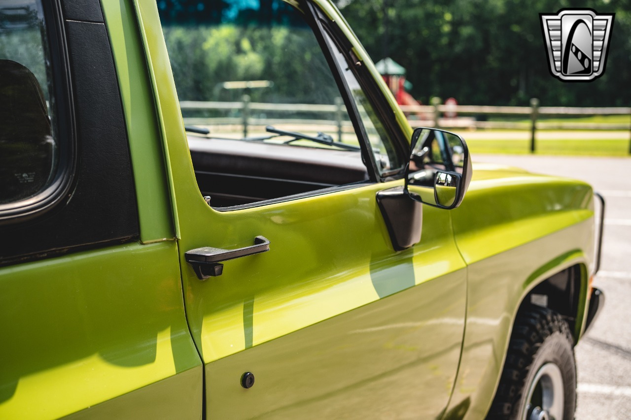 1984 Chevrolet K5 Military Blazer