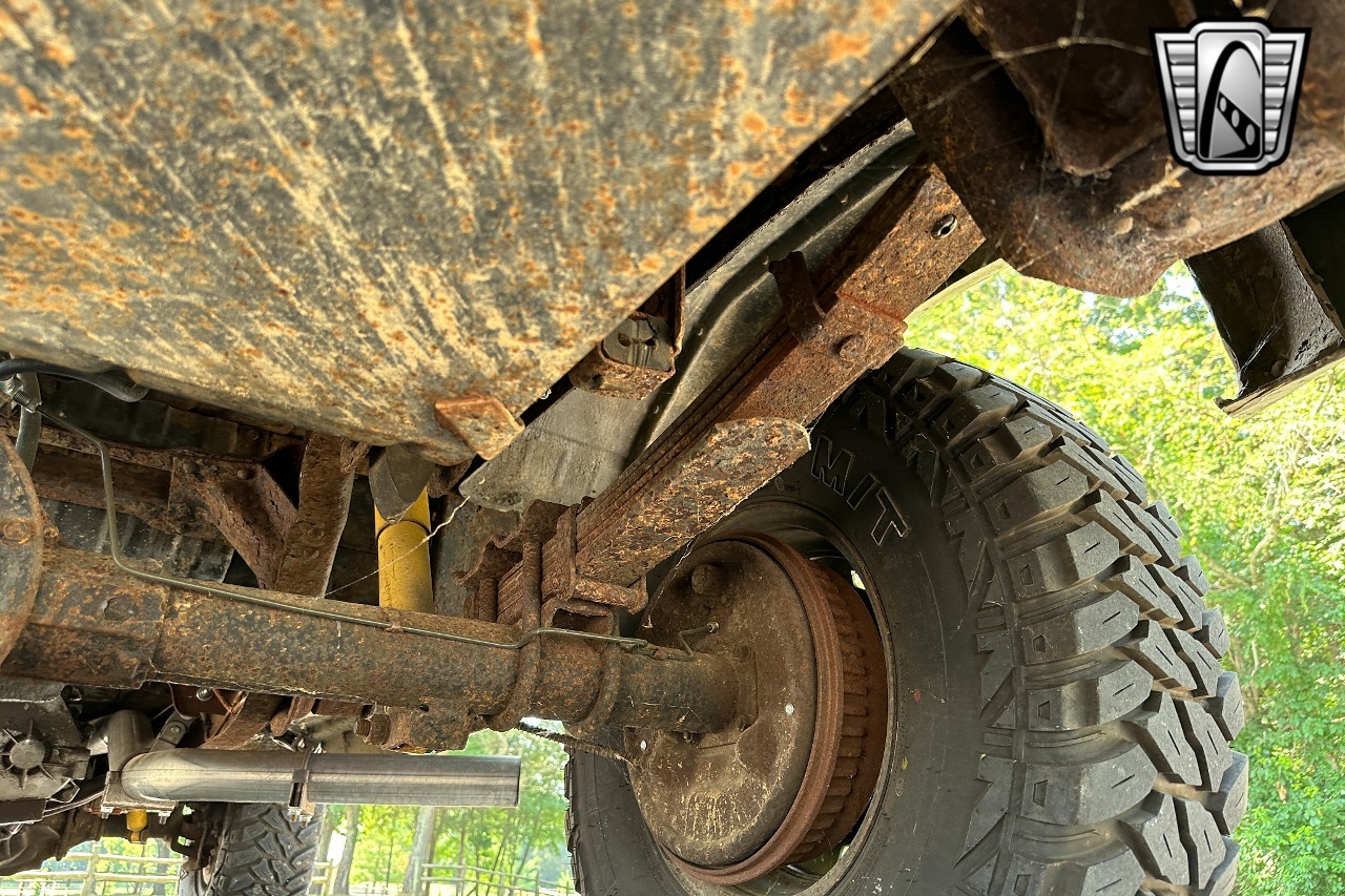 1984 Chevrolet K5 Military Blazer