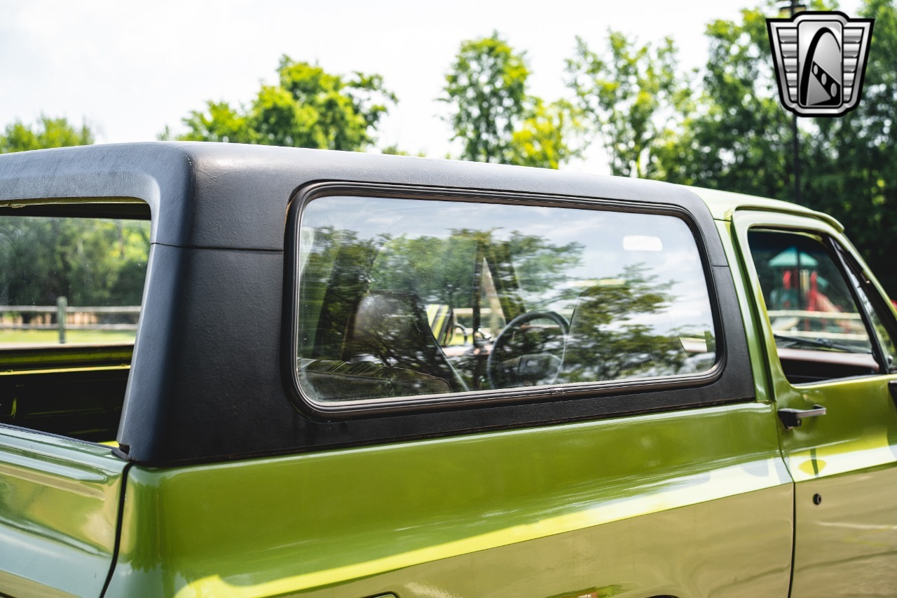 1984 Chevrolet K5 Military Blazer