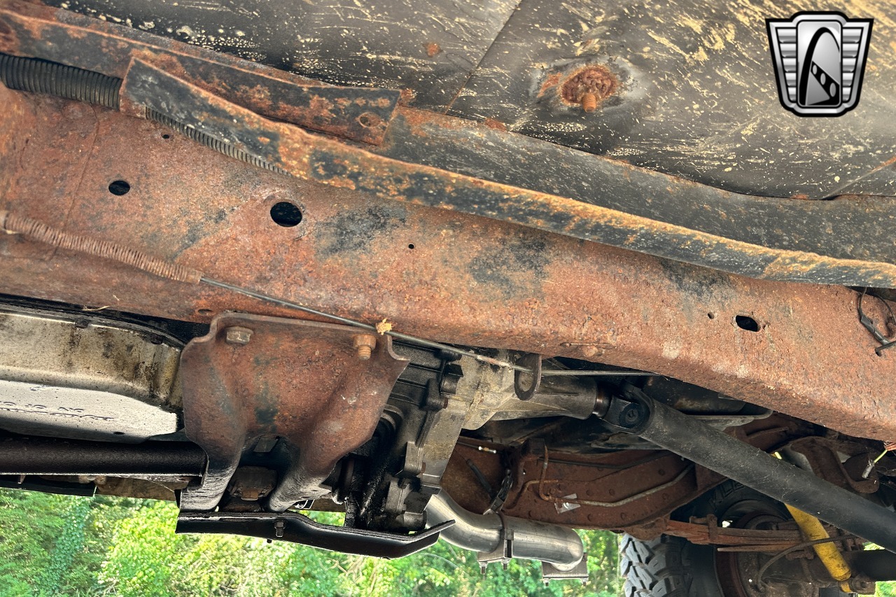 1984 Chevrolet K5 Military Blazer