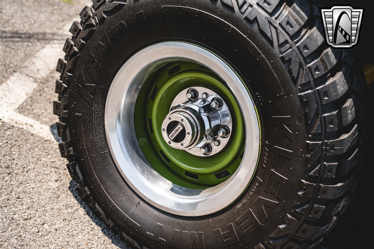 1984 Chevrolet K5 Military Blazer