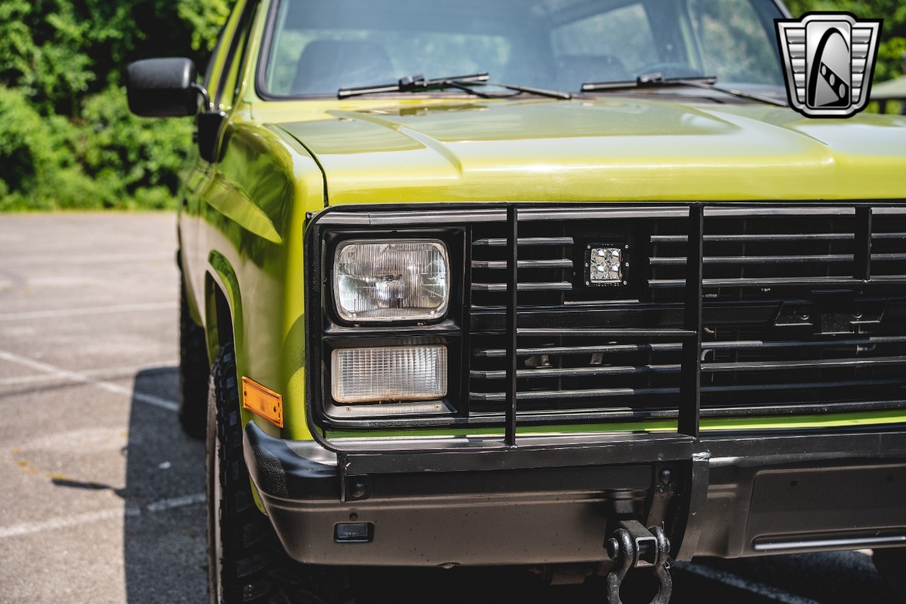 1984 Chevrolet K5 Military Blazer