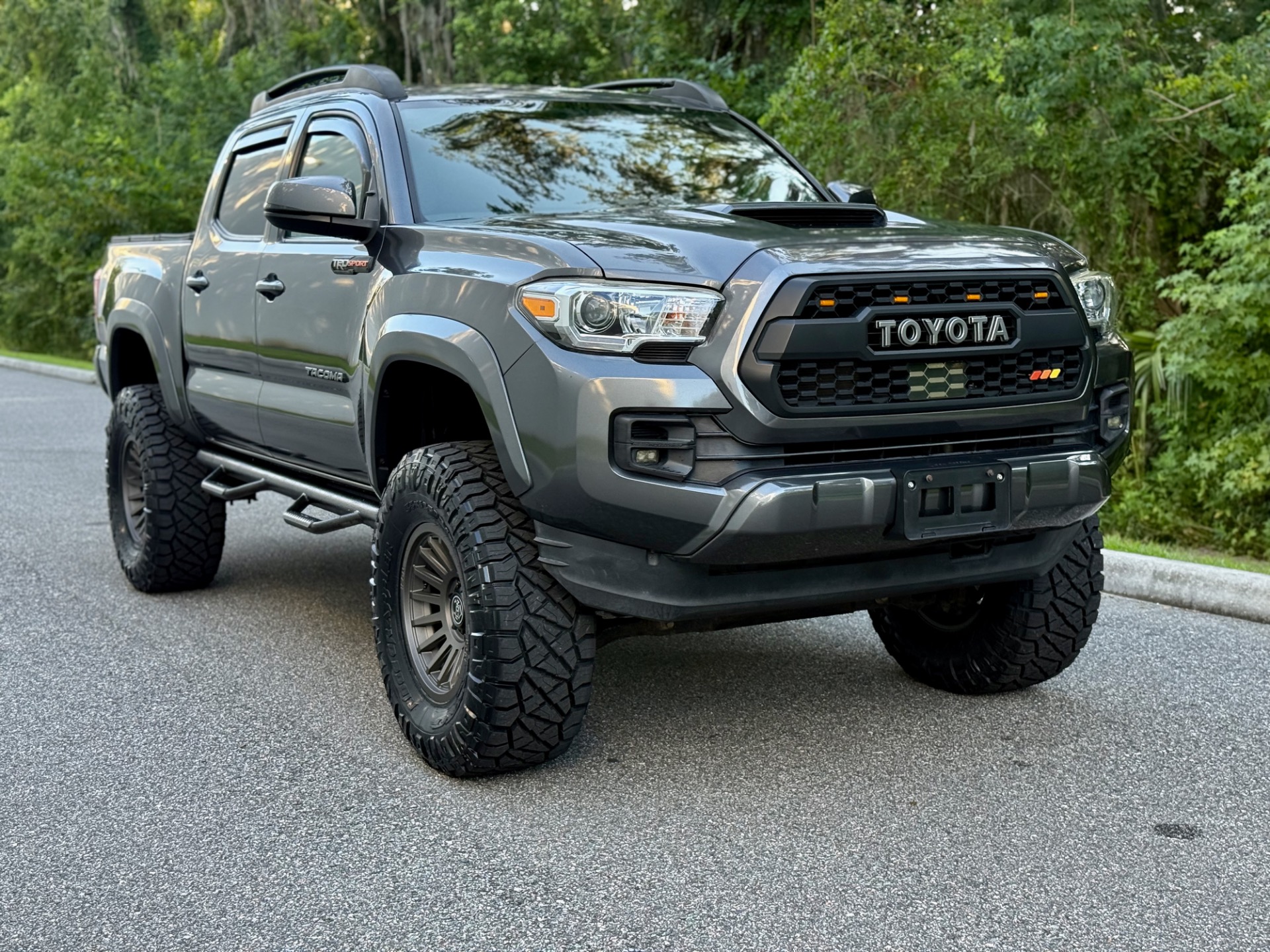  Toyota Tacoma