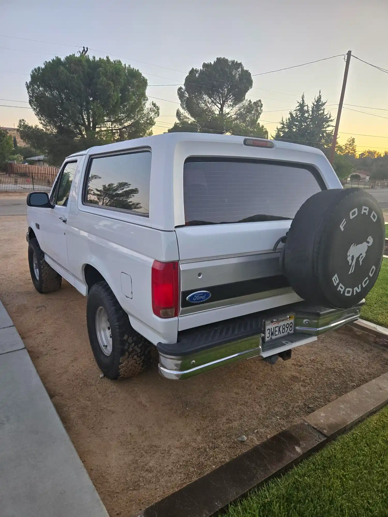 1993 Ford Bronco XLT 4×4 - 3