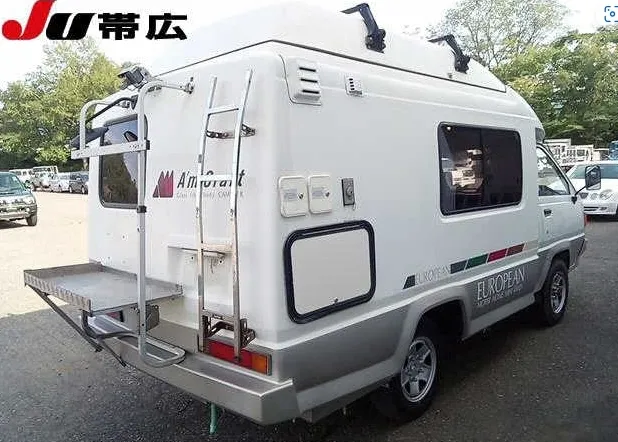 1996 Toyota TownAce Pop-Top Camper - 4