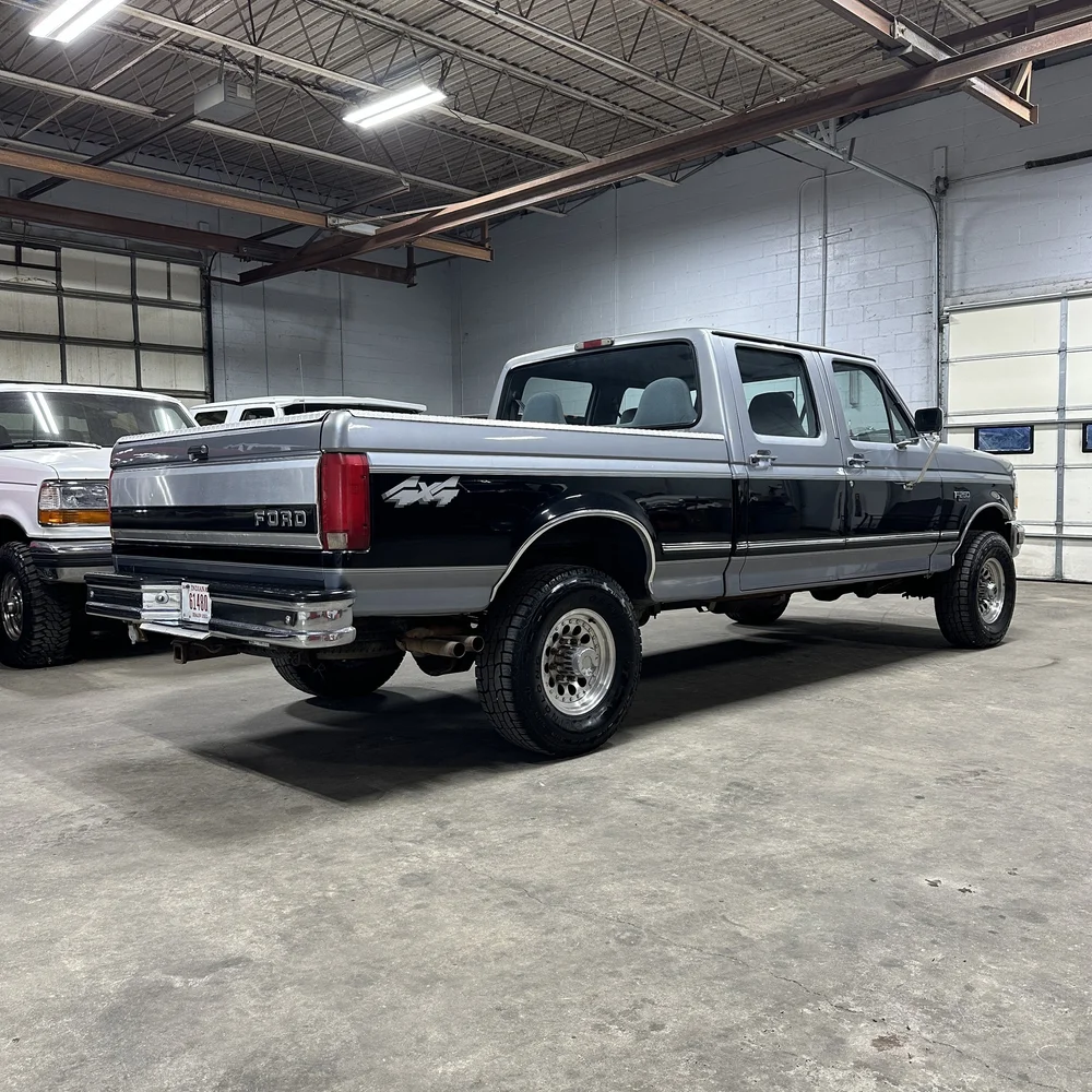 1996 Ford F-250 XLT - 2
